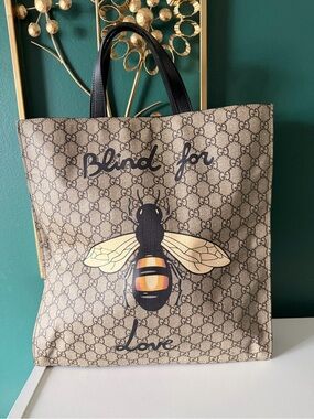 Gucci  Bee Blind For Love GG Supreme Canvas Tote